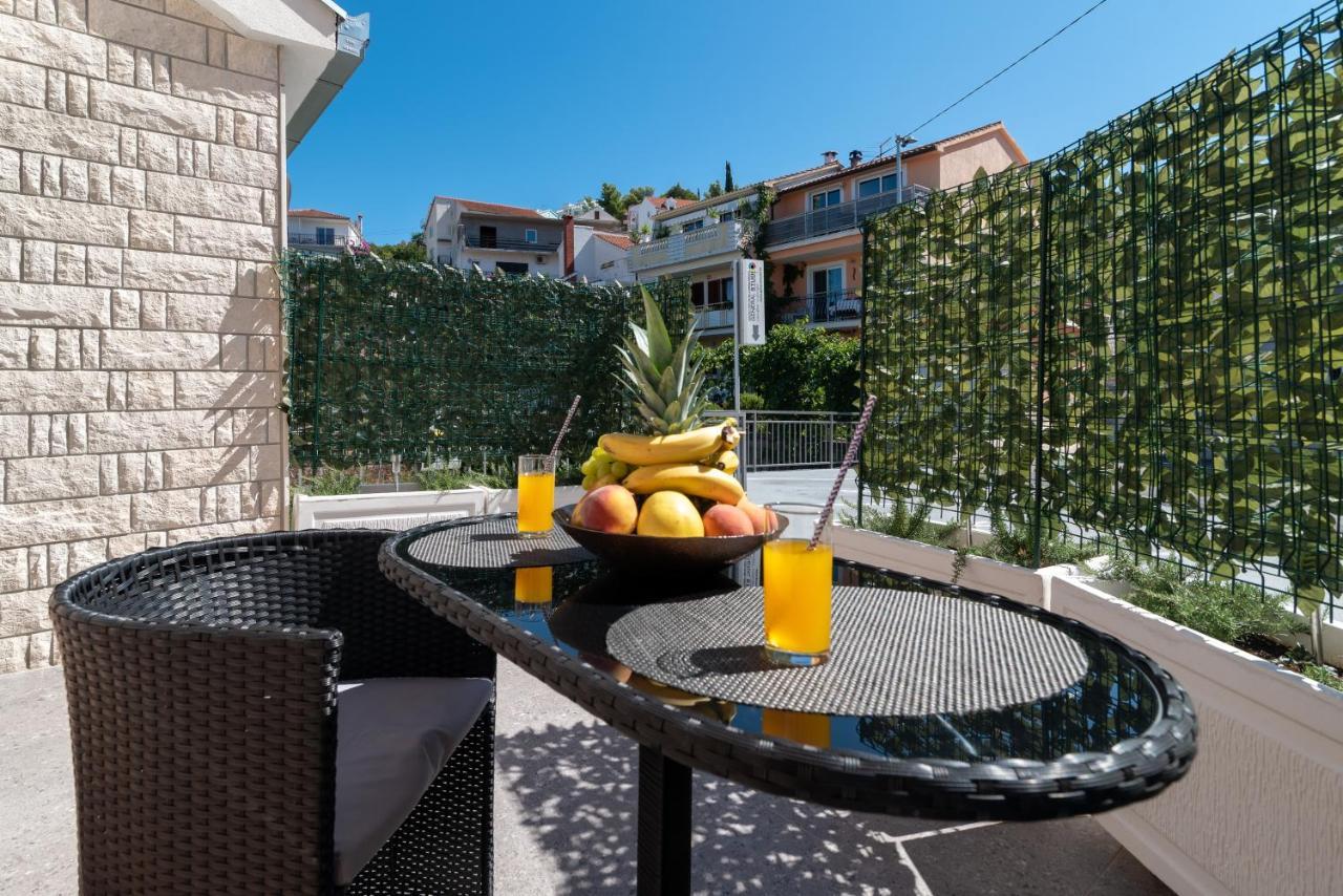 Apartment Gagula With Jacuzzi Трогір Екстер'єр фото